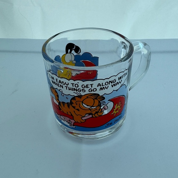 McDonalds Garfield Collectible Mug - Picture 1 of 3